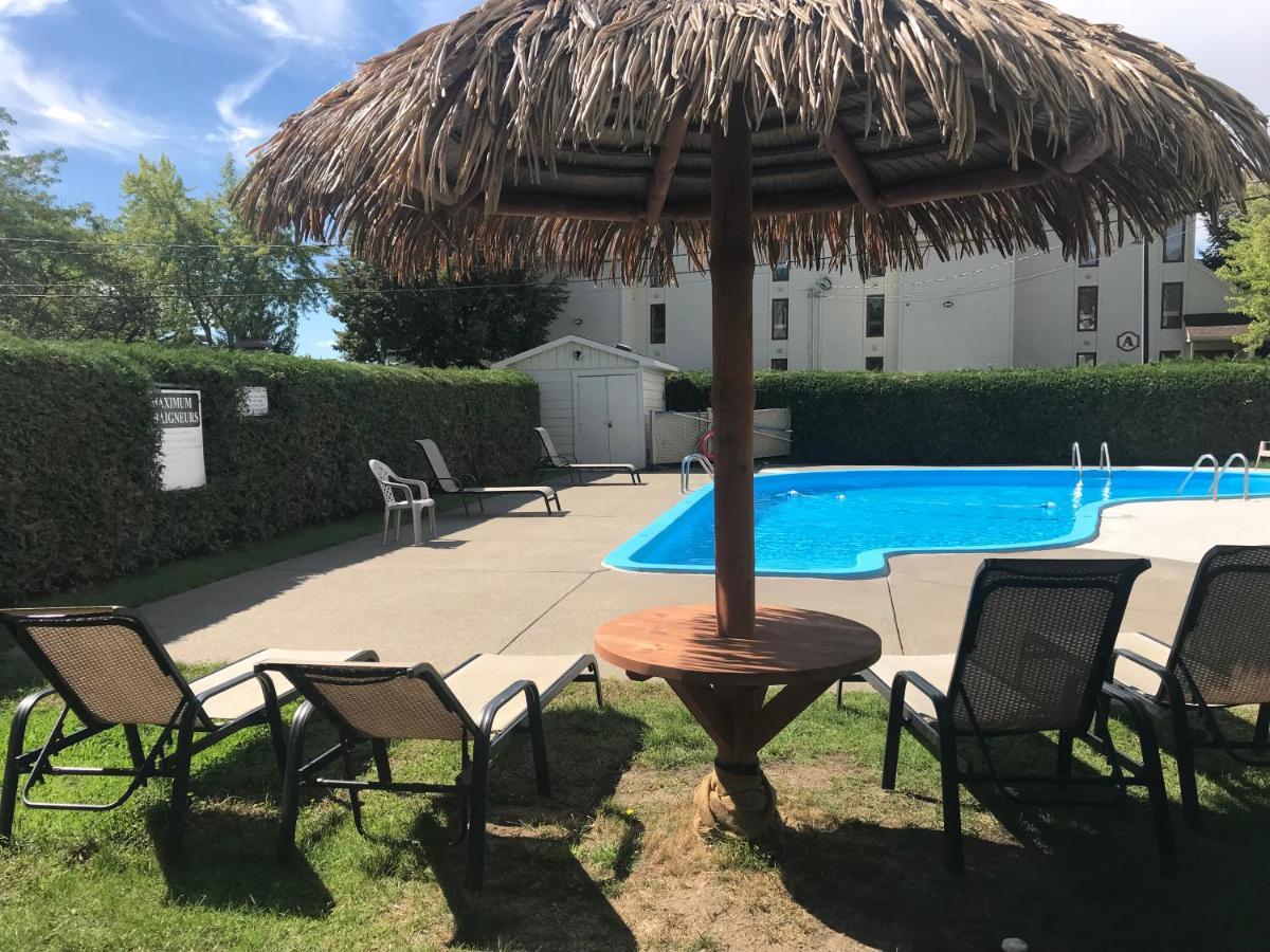 Magog Waterfront Condo Eksteriør billede