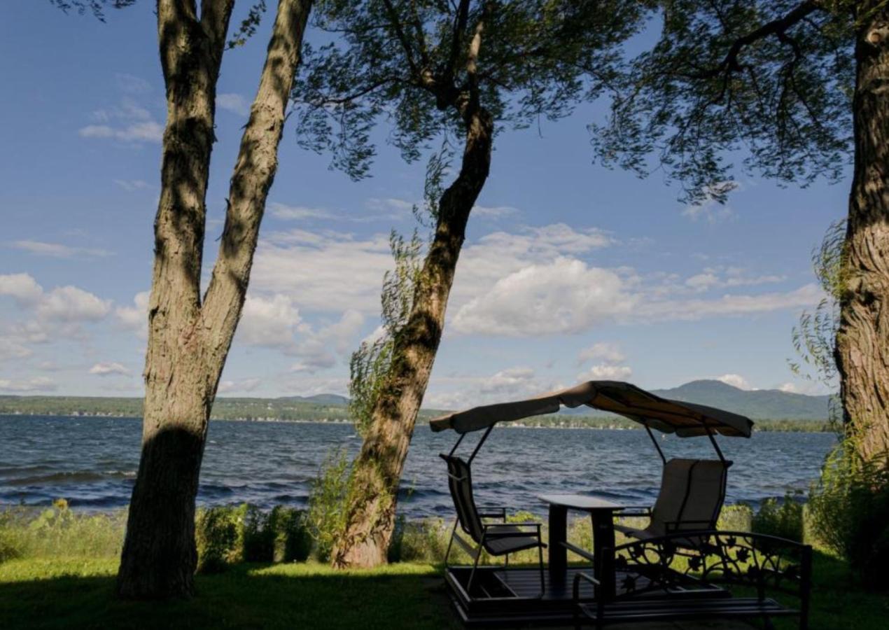 Magog Waterfront Condo Eksteriør billede