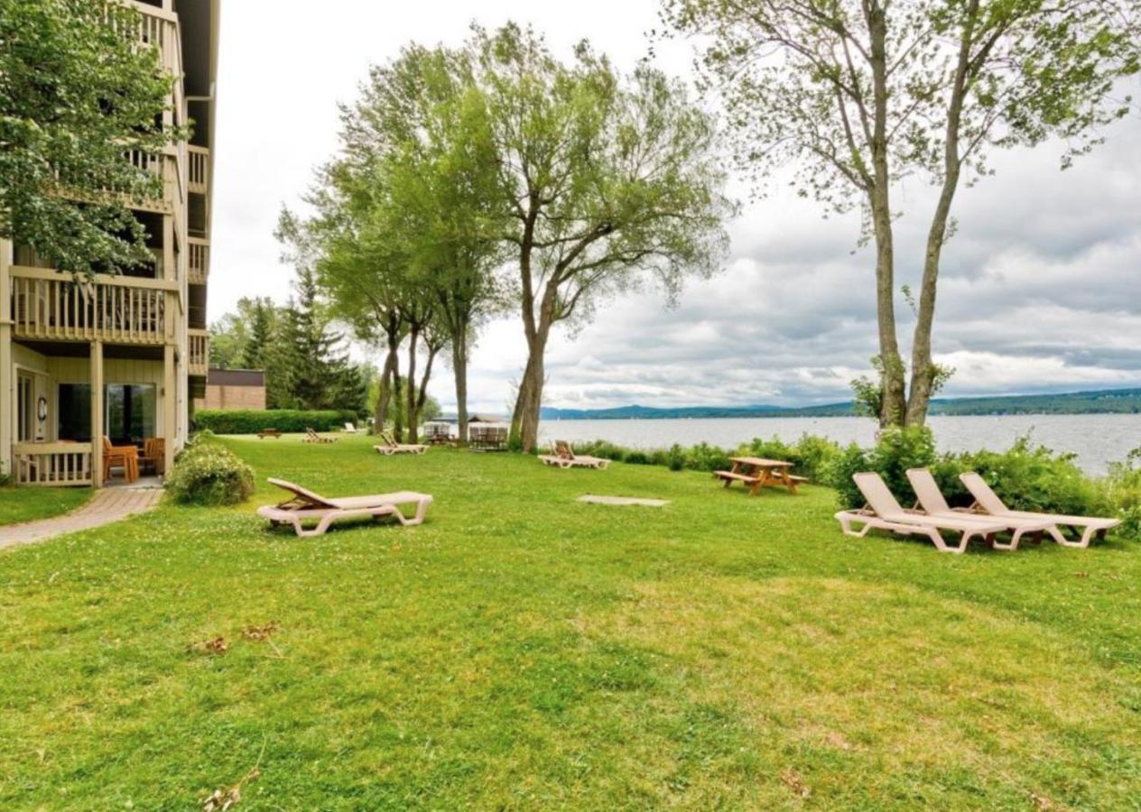 Magog Waterfront Condo Eksteriør billede